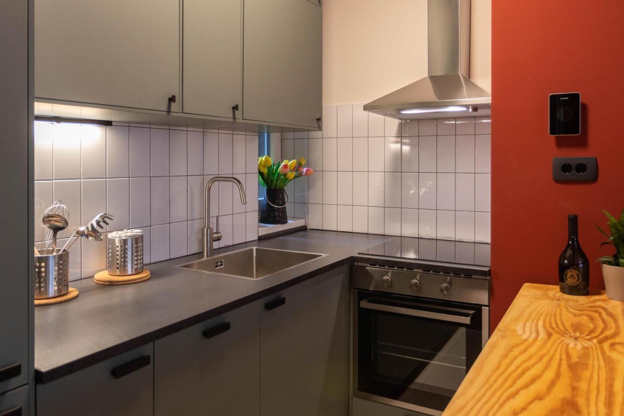 Design 1Bdr Apartment With Balcony Zagreb Bagian luar foto